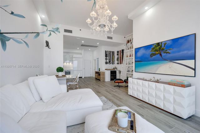 2301 Collins Ave 1625, Miami Beach, FL 33139