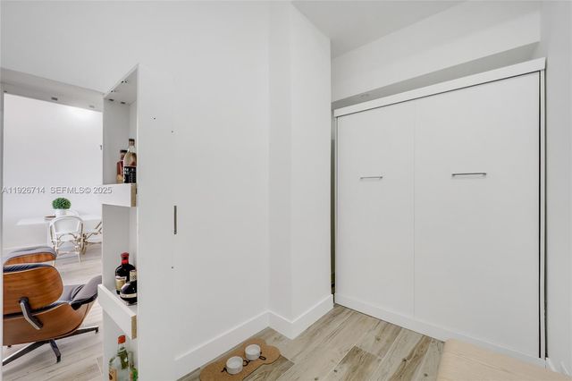 2301 Collins Ave 1625, Miami Beach, FL 33139