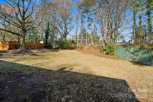 7125 Covecreek Drive, Charlotte, NC 28215