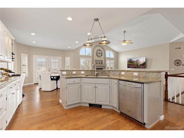 952 Xenon Ct, Golden, CO 80401