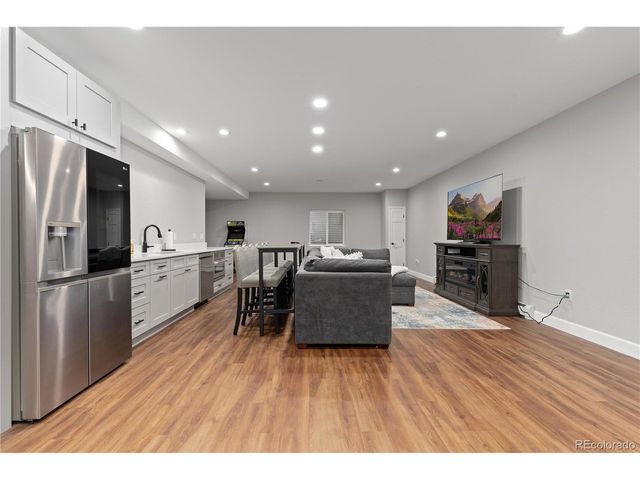 952 Xenon Ct, Golden, CO 80401