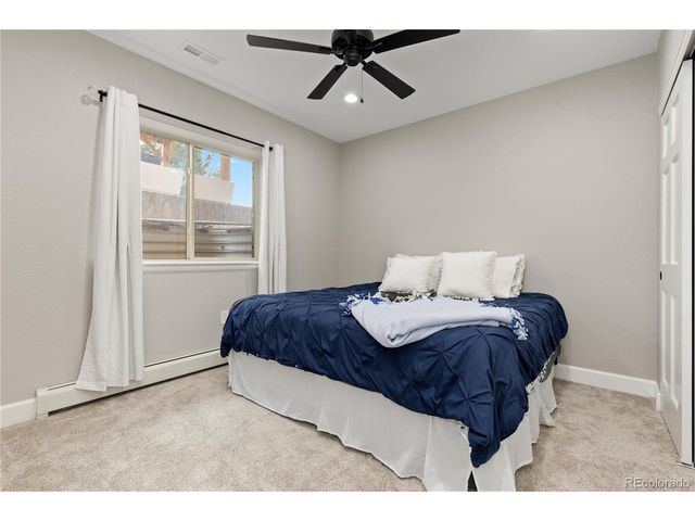 952 Xenon Ct, Golden, CO 80401