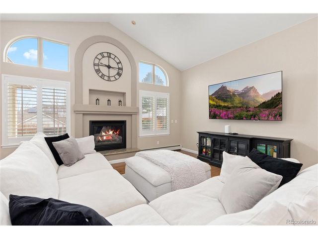 952 Xenon Ct, Golden, CO 80401