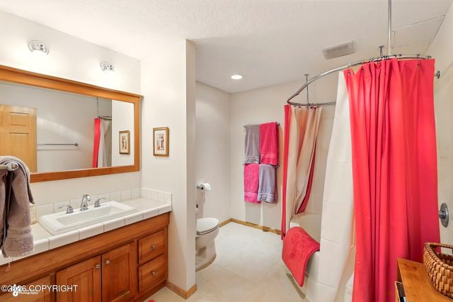 22325 Sterling Highway, Ninilchik, AK 99639