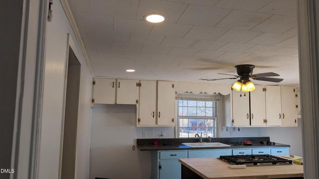 51 Furney Pearce Road, Zebulon, NC 27597