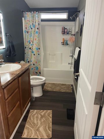 13055 SE Stark St 39, Portland, OR 97233