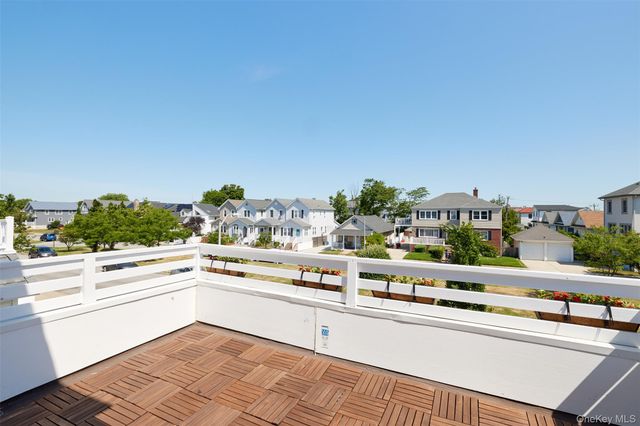 412 W Hudson Street, Long Beach, NY 11561