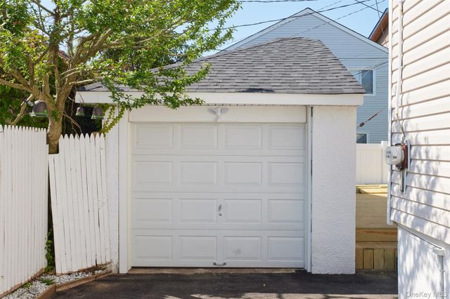 412 W Hudson Street, Long Beach, NY 11561