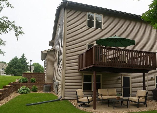 555 Kelvington Drive #4, Sun Prairie, WI 53590
