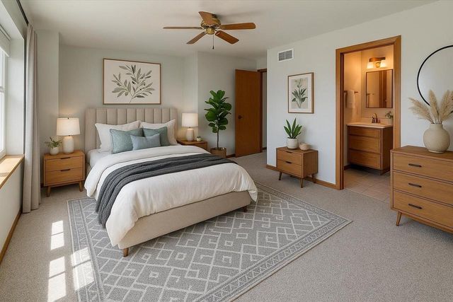 555 Kelvington Drive #4, Sun Prairie, WI 53590