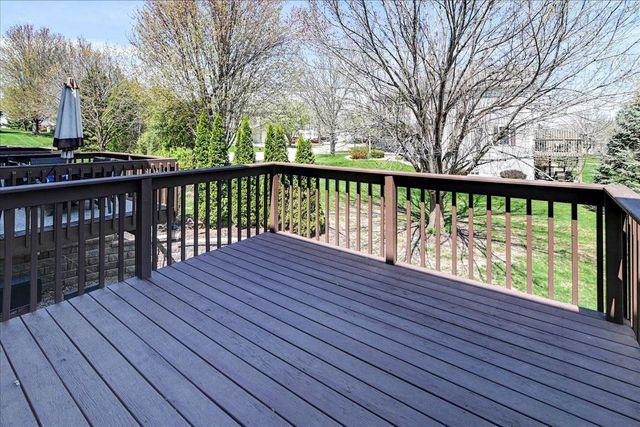 555 Kelvington Drive #4, Sun Prairie, WI 53590