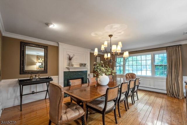 503 Mark Rd, Allendale Boro, NJ 07401