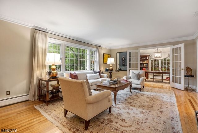 503 Mark Rd, Allendale Boro, NJ 07401