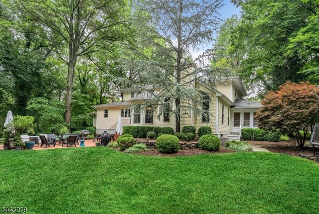 503 Mark Rd, Allendale Boro, NJ 07401