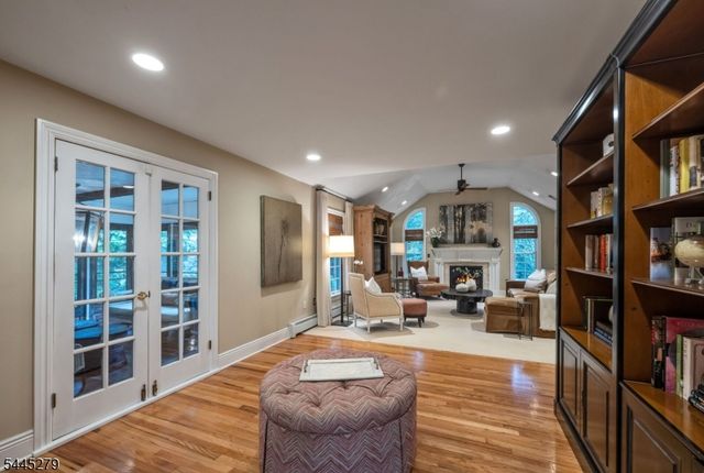 503 Mark Rd, Allendale Boro, NJ 07401