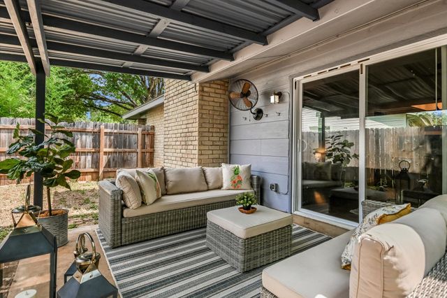 623 Buckskin DR N, Round Rock, TX 78681