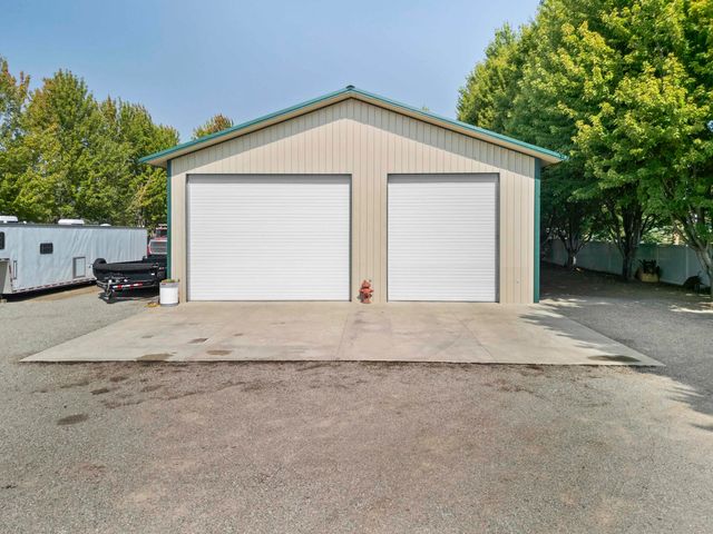 3333 N Ashton Rd, Otis Orchards, WA 99027