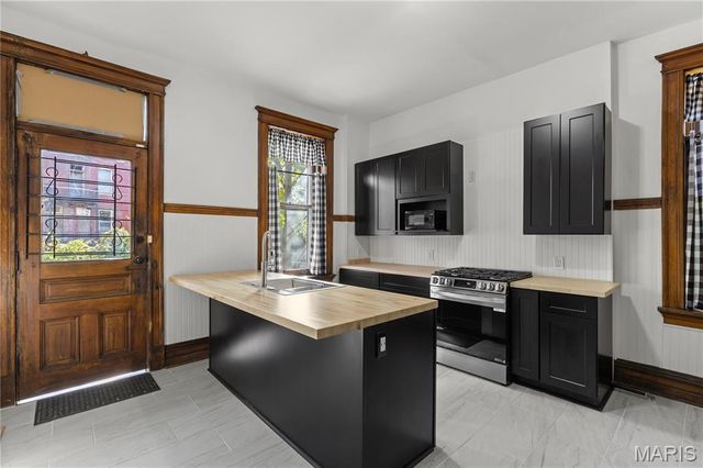 1912 Adelaide Avenue, St Louis, MO 63107