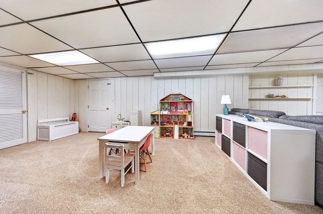 17 Woods Rd, Norwell, MA 02061