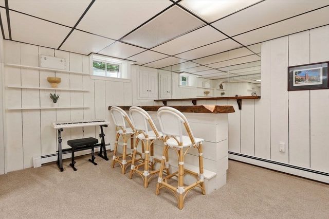17 Woods Rd, Norwell, MA 02061