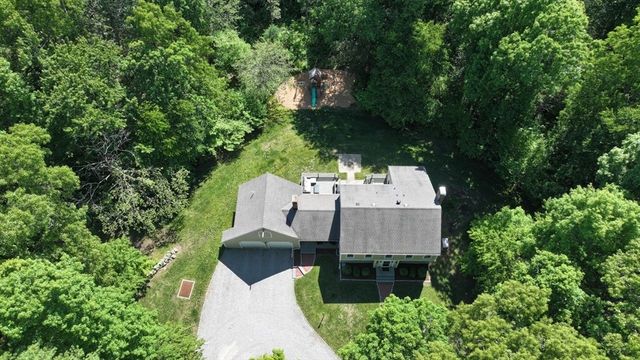17 Woods Rd, Norwell, MA 02061