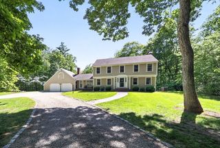 17 Woods Rd, Norwell, MA 02061