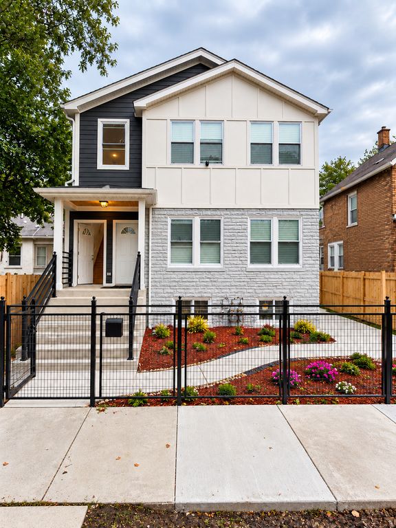 1353 N long Avenue, Chicago, IL 60651 — exterior