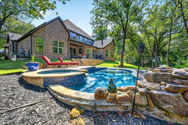 7 Shorehaven Lane, Hickory Creek, TX 75065