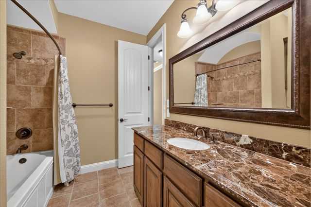 7 Shorehaven Lane, Hickory Creek, TX 75065