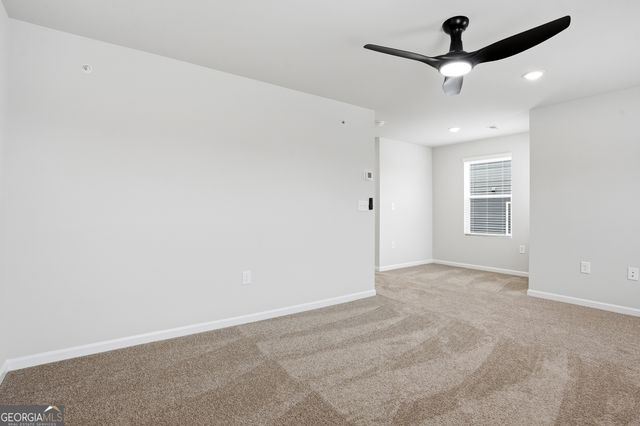 11526 Kimberly Way, Hampton, GA 30228