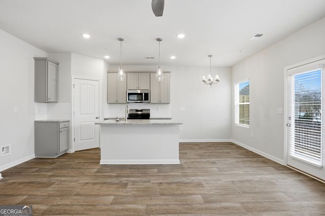 11526 Kimberly Way, Hampton, GA 30228