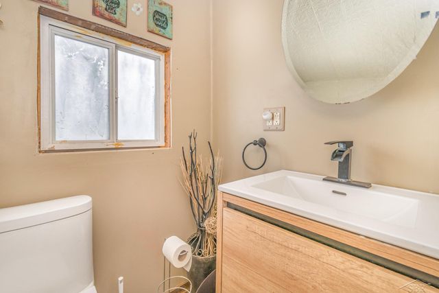 2309 S Pennsylvania Avenue, Lansing, MI 48910