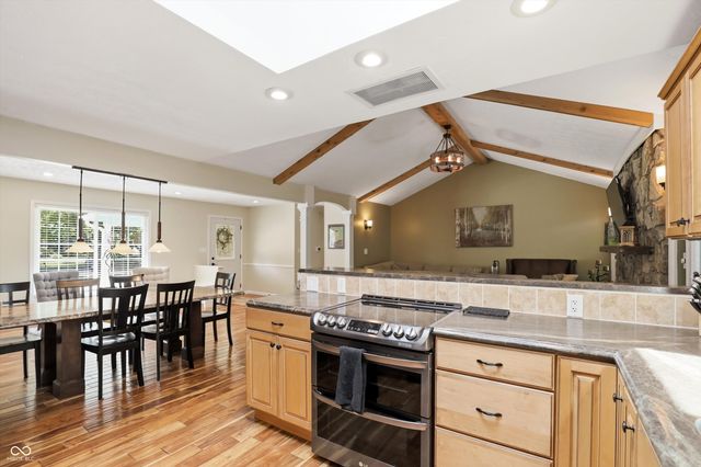 9689 Sycamore Road, Carmel, IN 46032