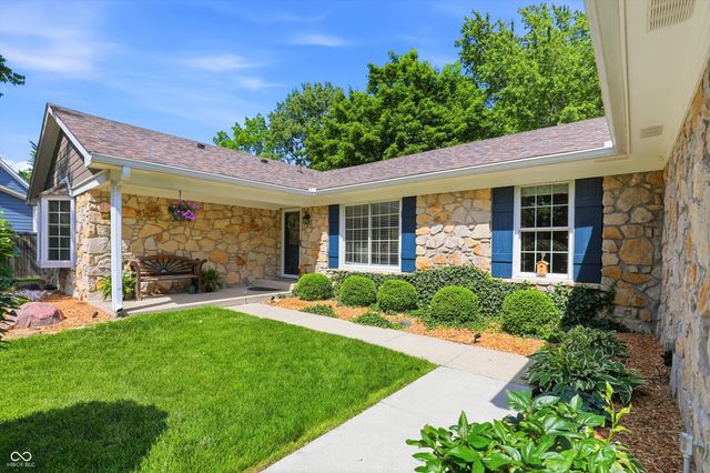 9689 Sycamore Road, Carmel, IN 46032