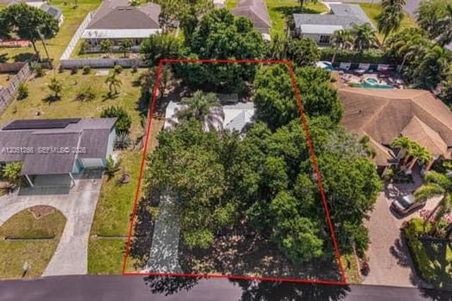 3185 SW Crumpacker St, Port St. Lucie, FL 34953