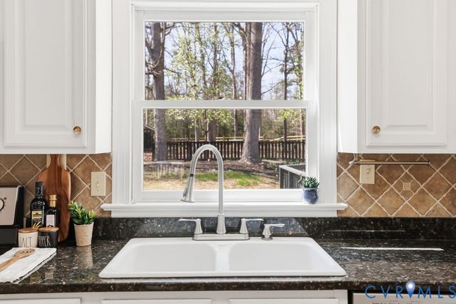 11940 Nash Rd, Chesterfield, VA 23838