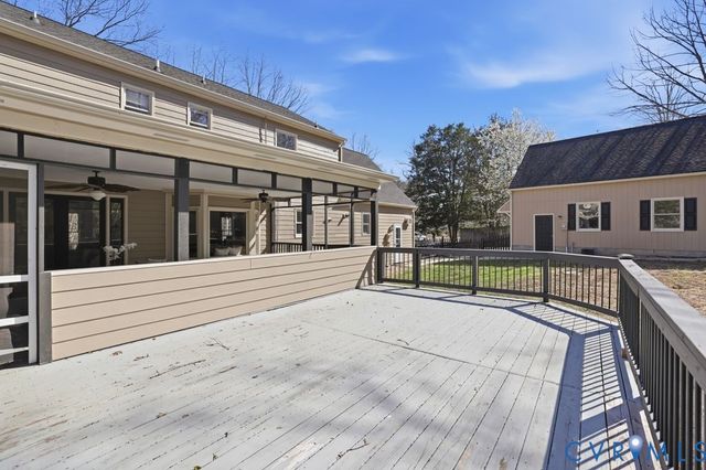 11940 Nash Rd, Chesterfield, VA 23838