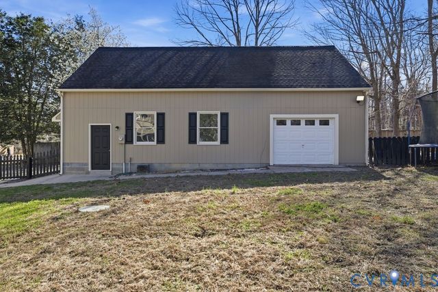 11940 Nash Rd, Chesterfield, VA 23838