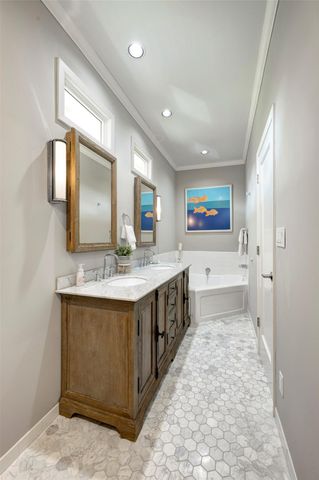 2215 Wroxton Road, Houston, TX 77005