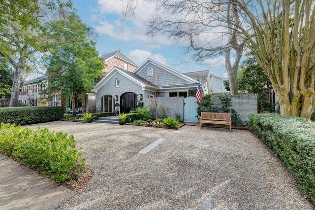 2215 Wroxton Road, Houston, TX 77005