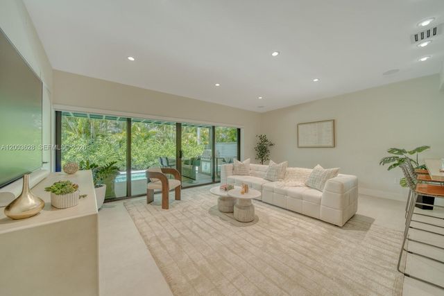 1940 SW 32nd Pl, Miami, FL 33145