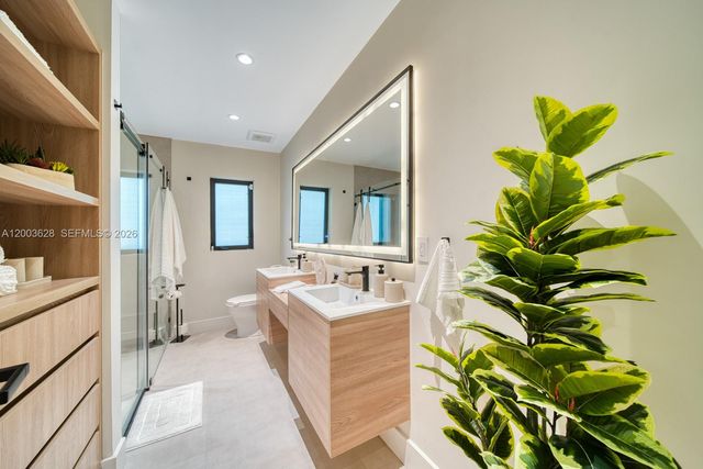 1940 SW 32nd Pl, Miami, FL 33145