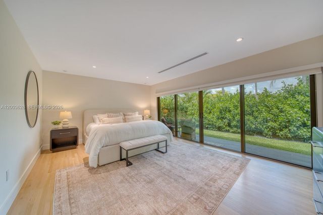 1940 SW 32nd Pl, Miami, FL 33145