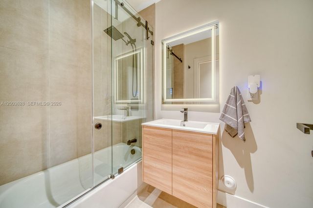 1940 SW 32nd Pl, Miami, FL 33145