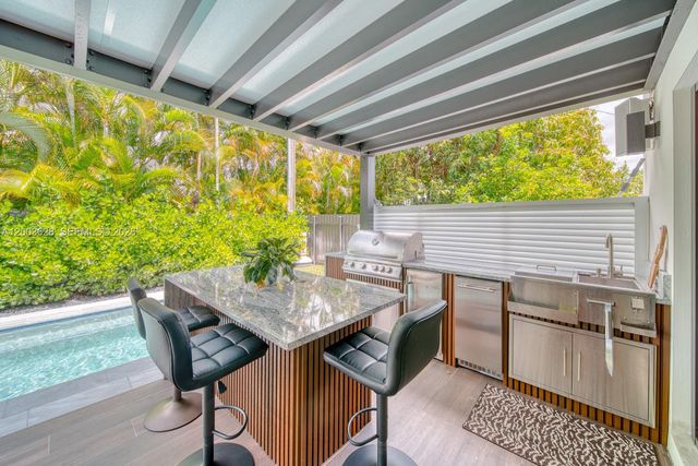 1940 SW 32nd Pl, Miami, FL 33145