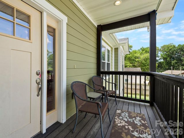 7 May Street, Asheville, NC 28803