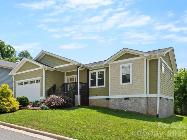 7 May Street, Asheville, NC 28803