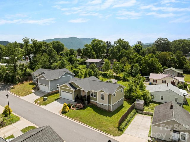 7 May Street, Asheville, NC 28803
