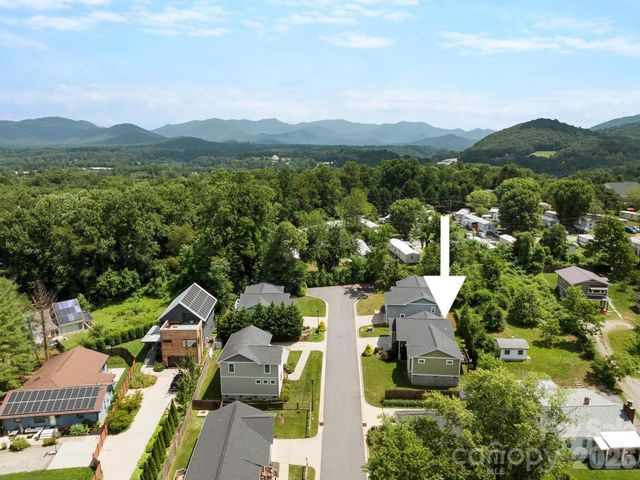 7 May Street, Asheville, NC 28803