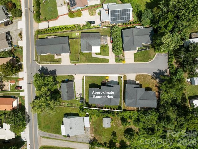 7 May Street, Asheville, NC 28803